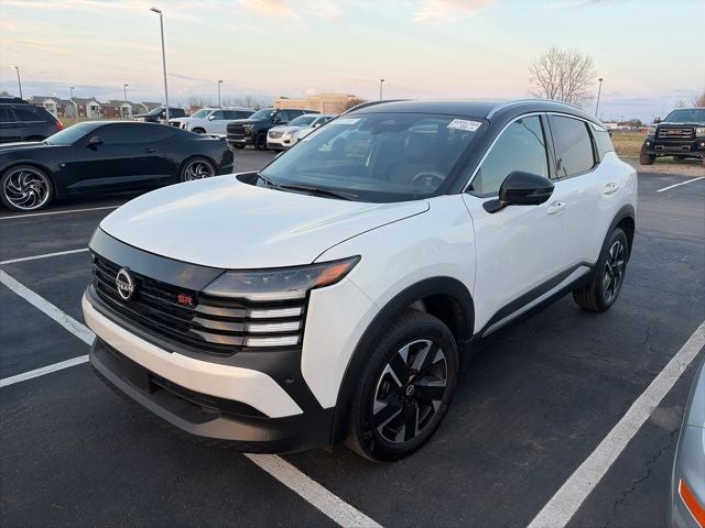 2025 Nissan Kicks SR