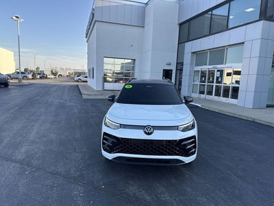 2025 Volkswagen Tiguan 2.0T SE R-Line Black