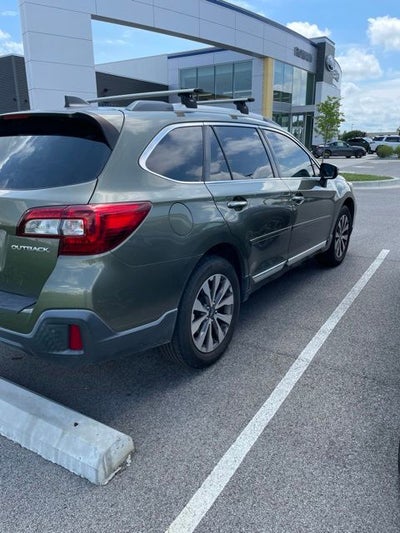 2018 Subaru Outback 2.5i Touring