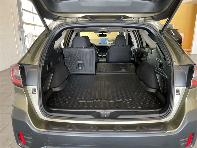 2022 Subaru Outback Premium