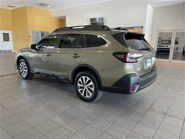 2022 Subaru Outback Premium