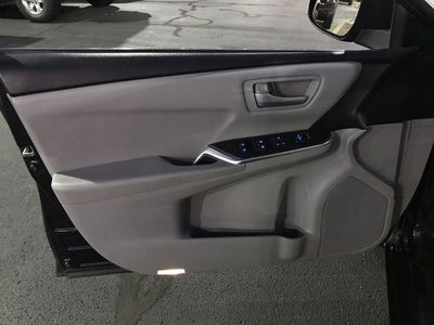2016 Toyota Camry Hybrid LE