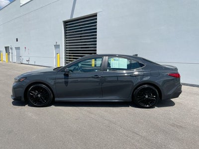 2025 Toyota Camry SE