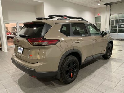 2025 Nissan Rogue Rock Creek