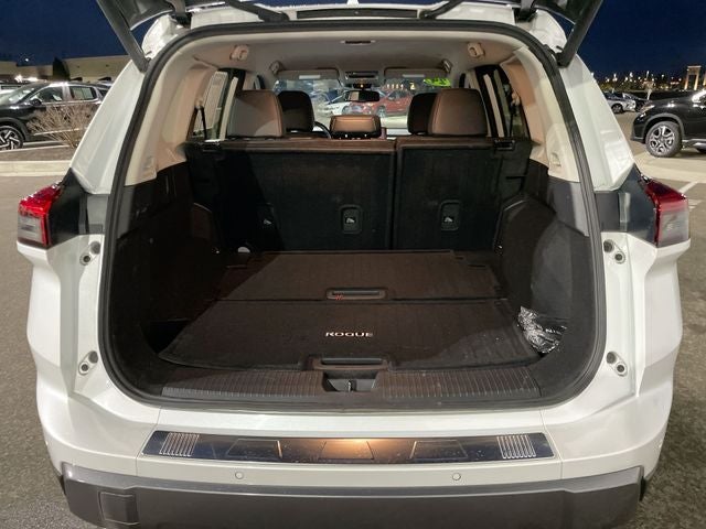 2024 Nissan Rogue SL