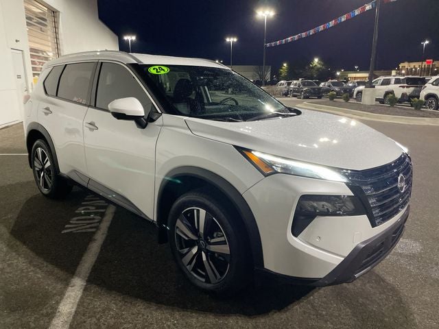 2024 Nissan Rogue SL
