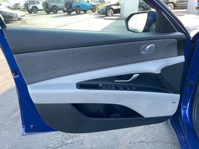 2023 Hyundai Elantra Limited