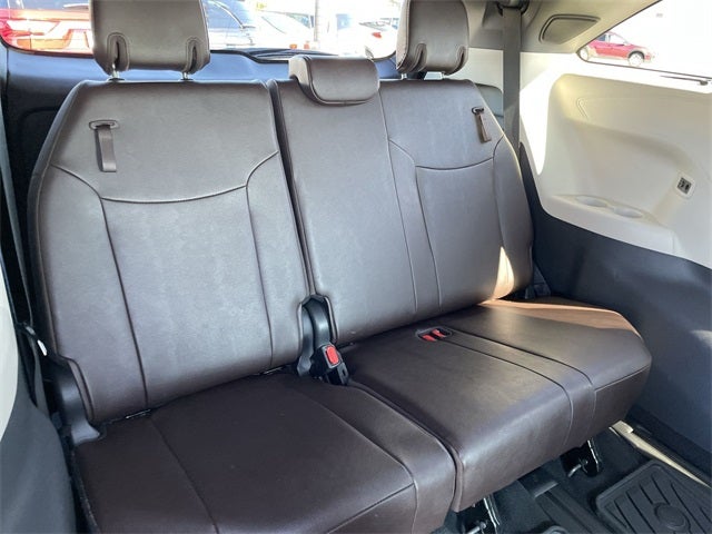 2023 Toyota Sienna Platinum 7 Passenger
