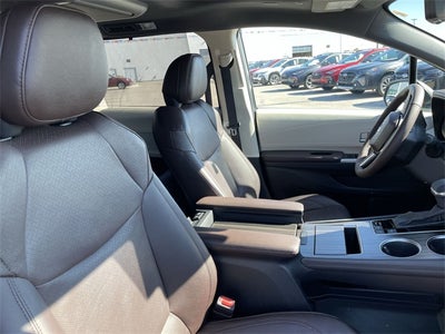 2023 Toyota Sienna Platinum 7 Passenger