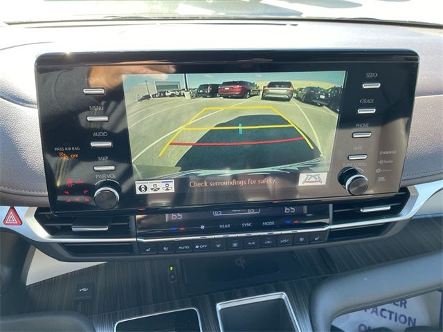 2023 Toyota Sienna Platinum 7 Passenger