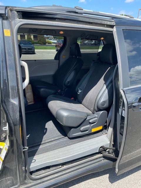 2011 Toyota Sienna SE