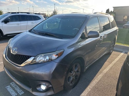 2011 Toyota Sienna SE