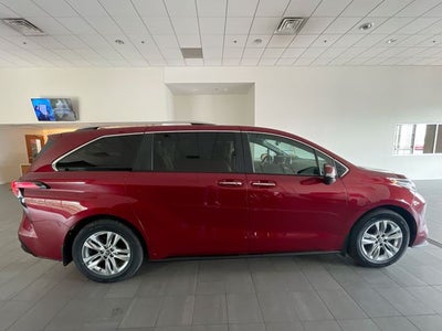 2024 Toyota Sienna Limited 7 Passenger