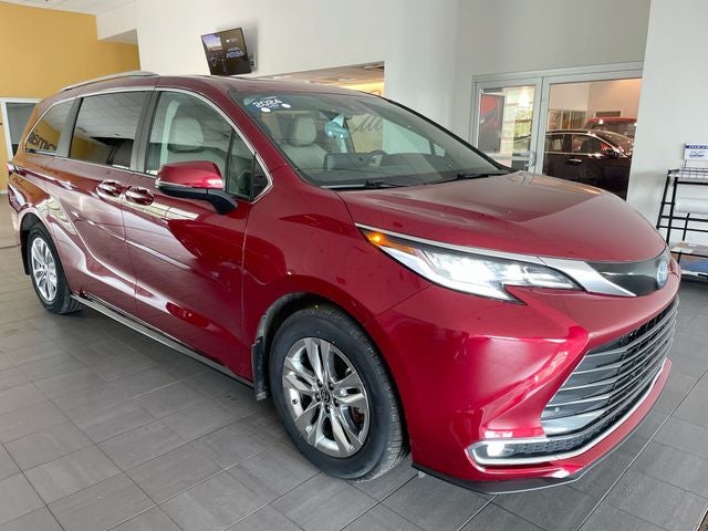 2024 Toyota Sienna Limited 7 Passenger