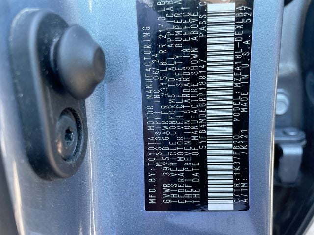 2024 Toyota Corolla LE