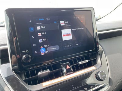 2025 Toyota Corolla Cross XLE