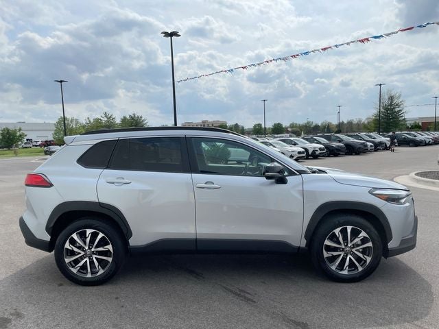 2025 Toyota Corolla Cross XLE