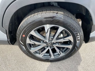 2025 Toyota Corolla Cross XLE