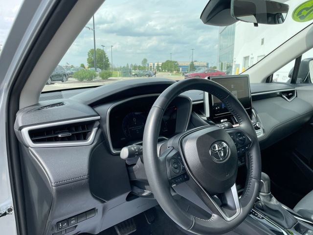 2025 Toyota Corolla Cross XLE