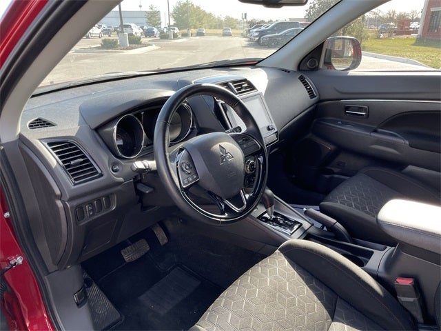 2025 Mitsubishi Outlander Sport 2.0 ES