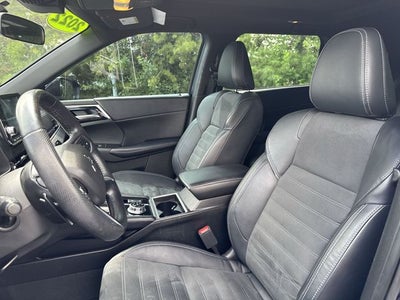 2022 Mitsubishi Outlander Black Edition