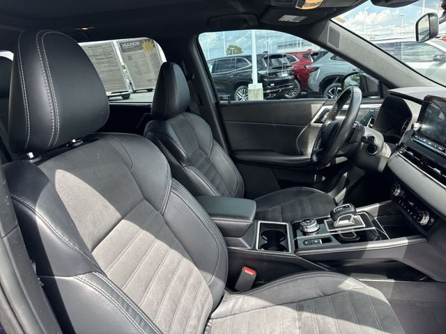 2022 Mitsubishi Outlander Black Edition