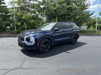 2022 Mitsubishi Outlander Black Edition