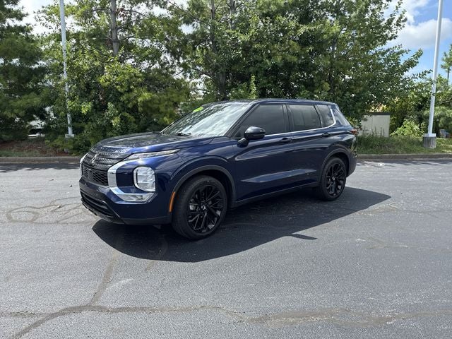 2022 Mitsubishi Outlander Black Edition