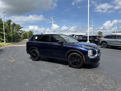 2022 Mitsubishi Outlander Black Edition