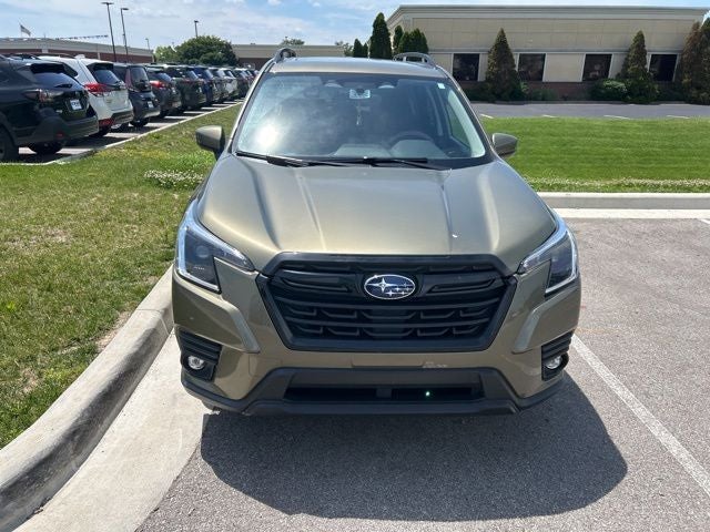 2024 Subaru Forester Premium