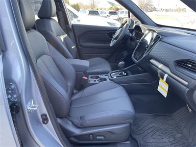 2025 Subaru FORESTER Limited