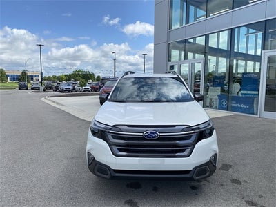 2025 Subaru FORESTER Limited Hybrid