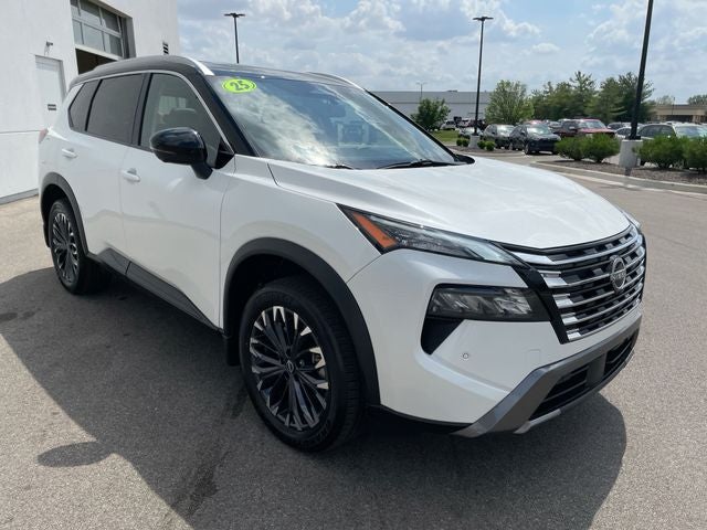 2025 Nissan Rogue SL