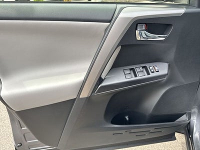 2016 Toyota RAV4 Hybrid XLE