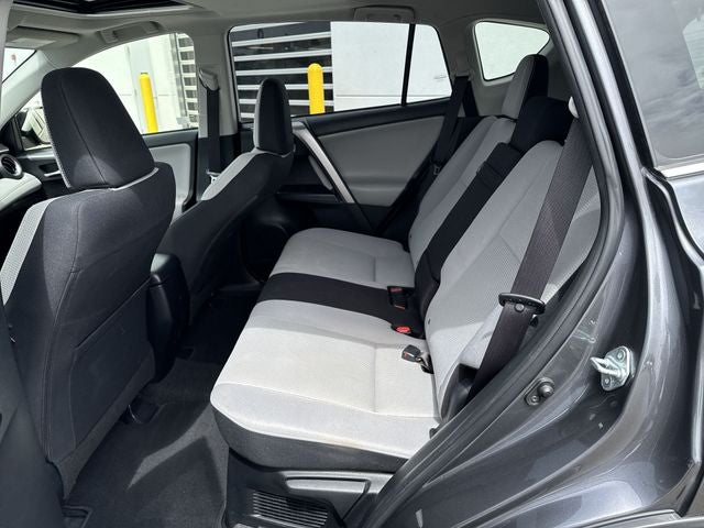 2016 Toyota RAV4 Hybrid XLE