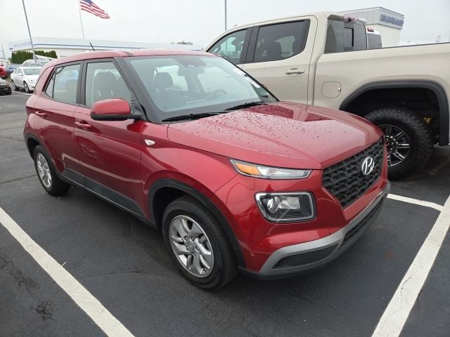 2025 Hyundai Venue SE