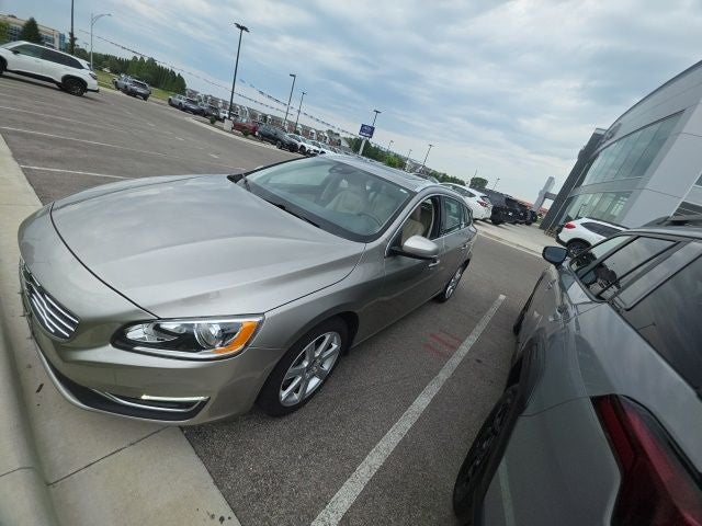 2016 Volvo V60 T5