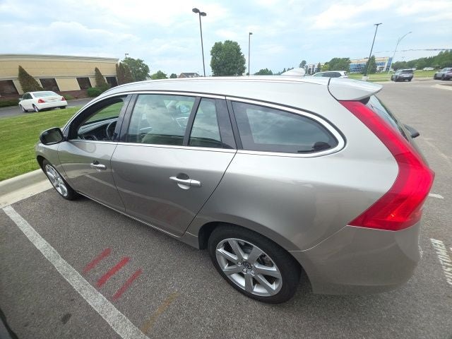 2016 Volvo V60 T5