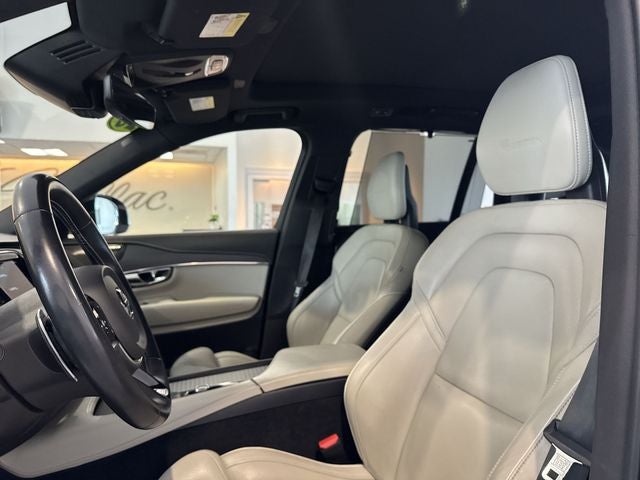 2020 Volvo XC90 R-Design - Photo 12