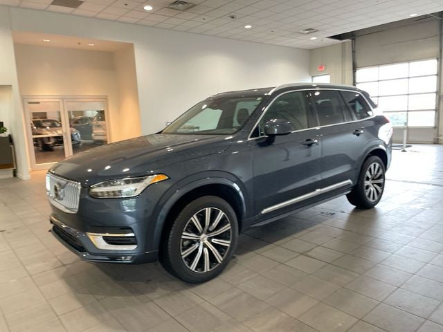 2025 Volvo XC90 B5 Core