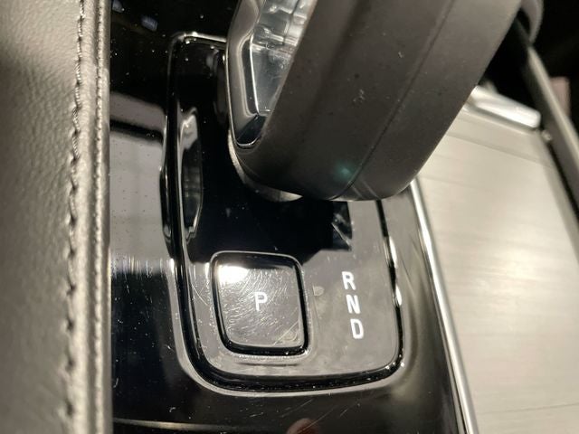 2025 Volvo XC90 B5 Core