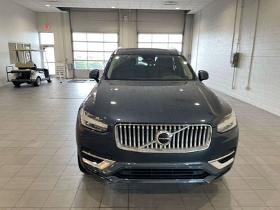 2025 Volvo XC90 B5 Core