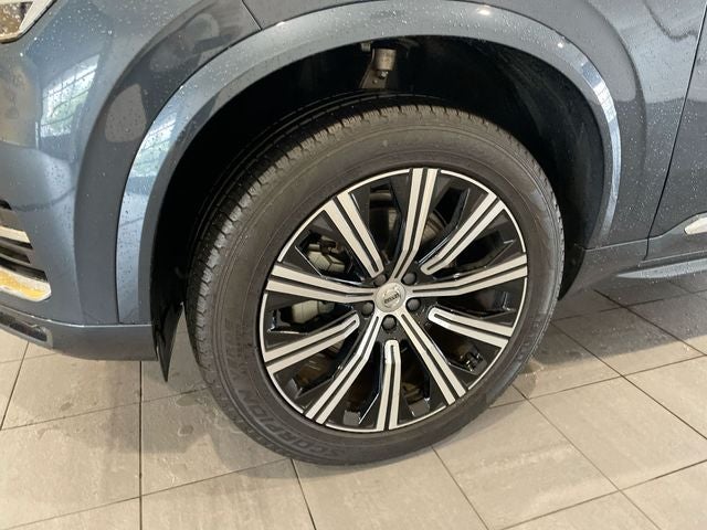 2025 Volvo XC90 B5 Core