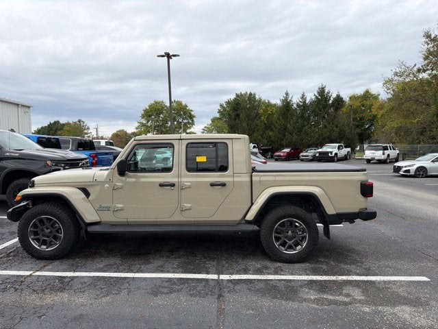 2020 Jeep Gladiator Overland 4x4