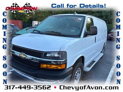 2025 Chevrolet Express Cargo WT
