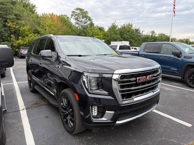 2023 GMC Yukon SLT