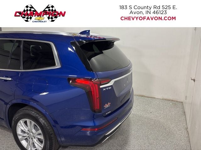 2025 Cadillac XT6 Luxury