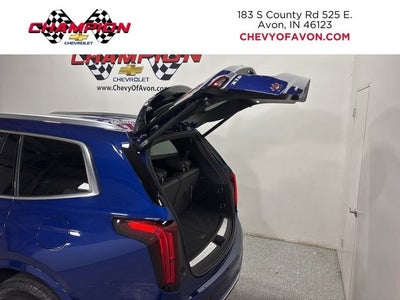 2025 Cadillac XT6 Luxury