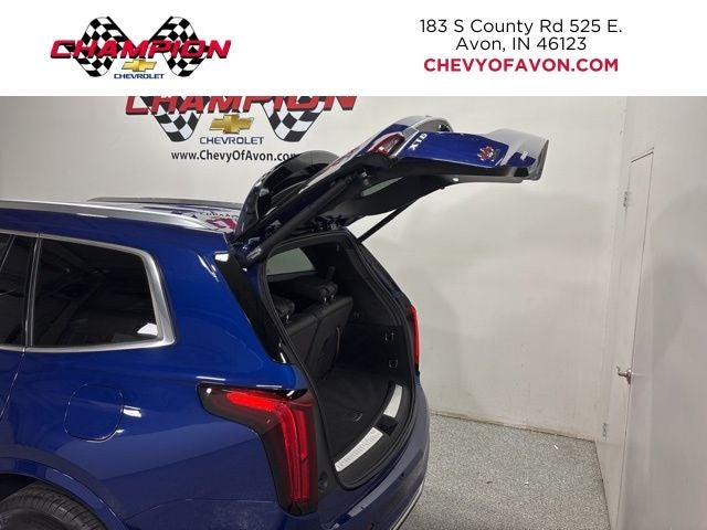 2025 Cadillac XT6 Luxury