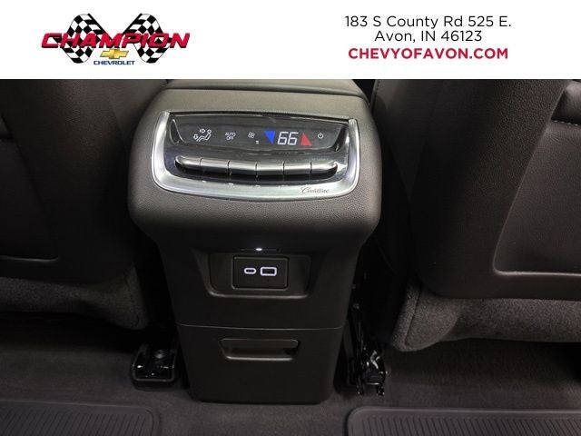 2025 Cadillac XT6 Luxury